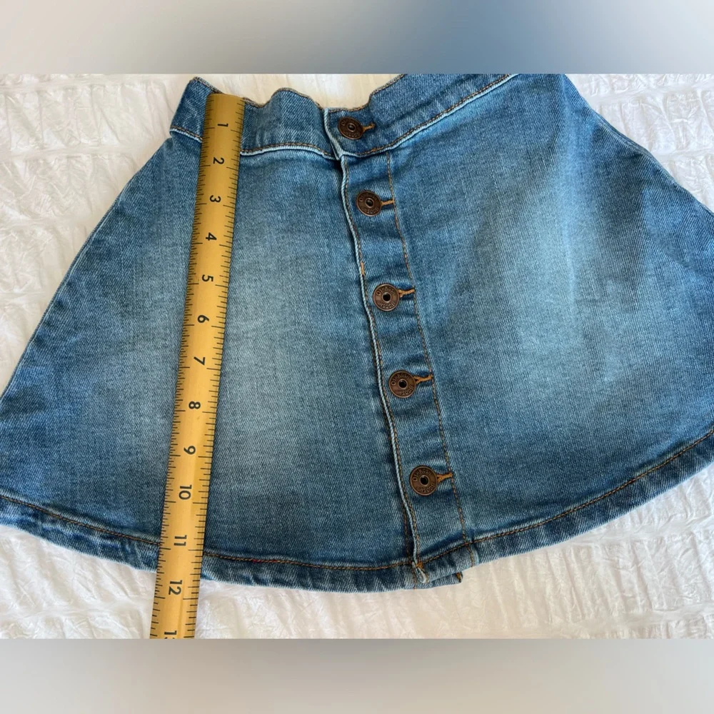 OshKosh B'gosh Girls Blue Denim Skirt Size 6/6X NWOT